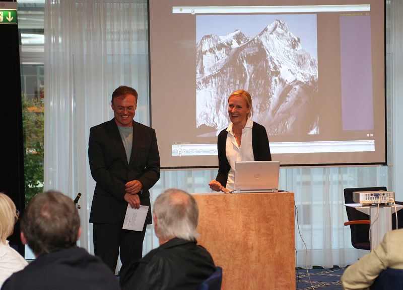 22. Veranstaltung von BergSpektiven mit Helga Hengge und Stefanie Spiegelhalter